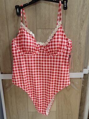 No Boundaries Red and White Gingham Daisy-Trim Bandeau Bodysuit